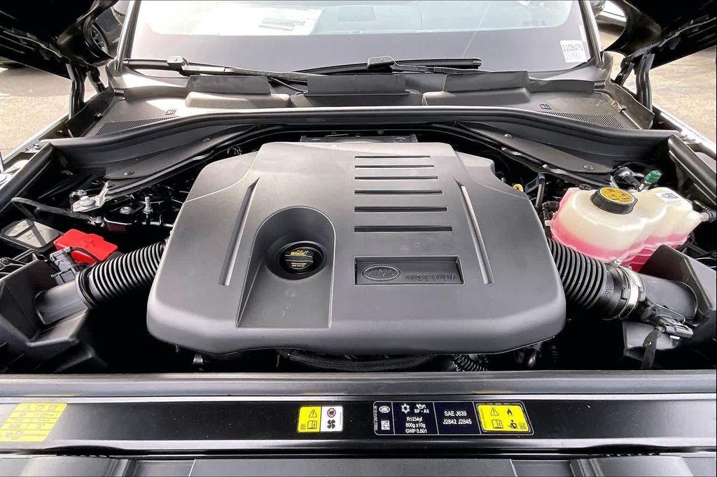 new 2025 Land Rover Range Rover Sport car, priced at $101,900