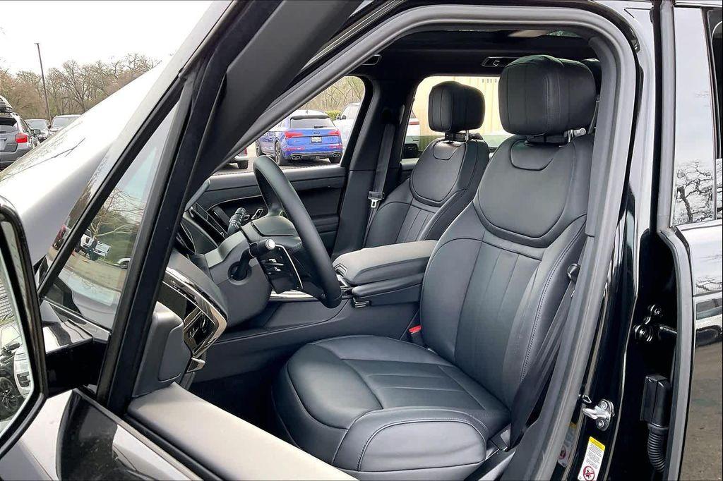 new 2025 Land Rover Range Rover Sport car, priced at $101,900