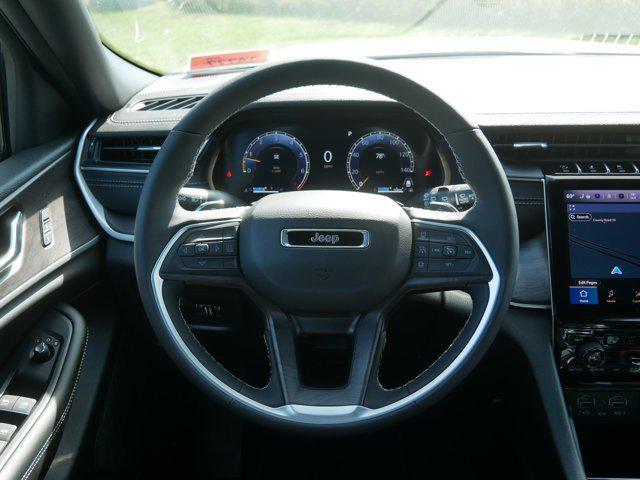 new 2025 Jeep Grand Cherokee car, priced at $45,104