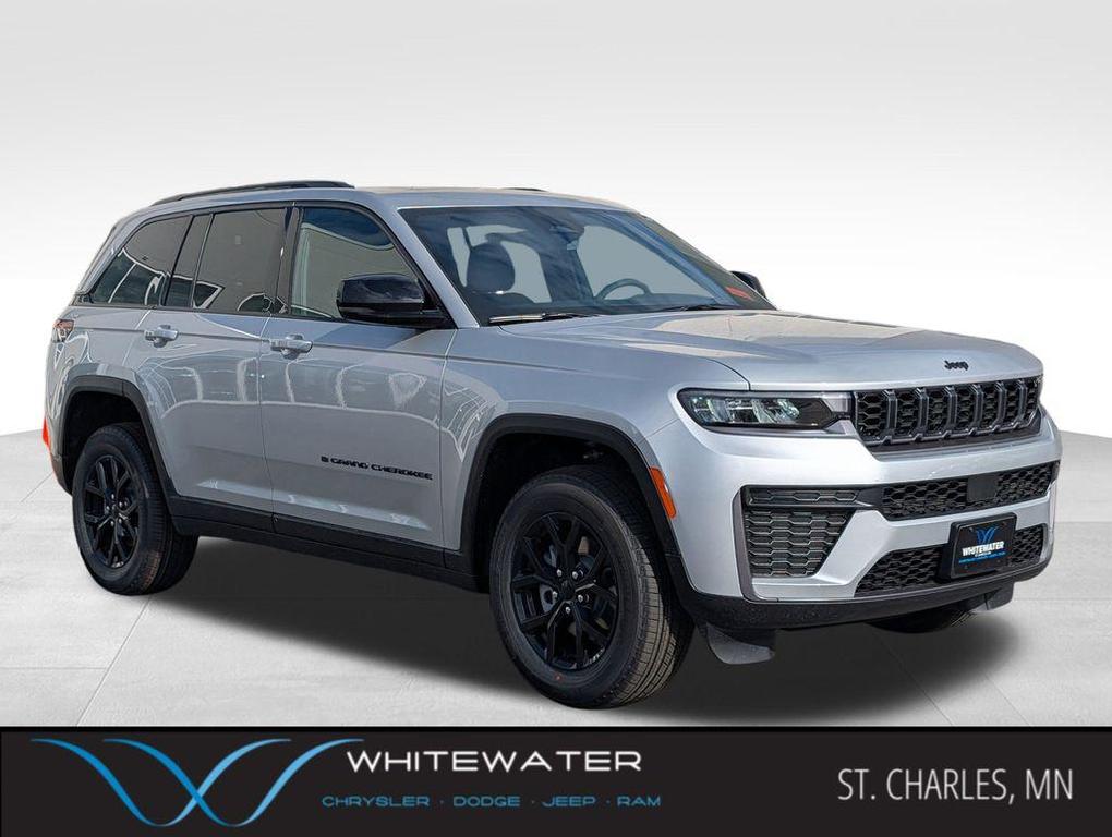 new 2026 Jeep Grand Cherokee car, priced at $45,683