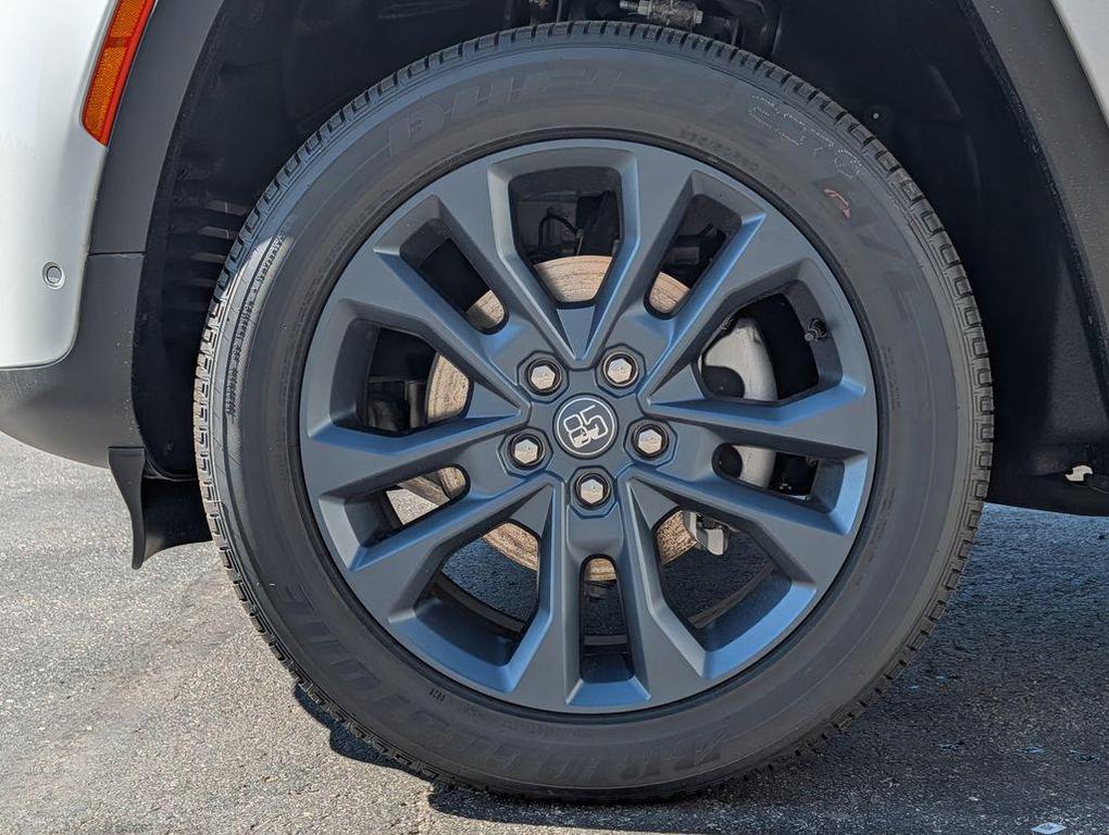 new 2026 Jeep Grand Cherokee car, priced at $46,776
