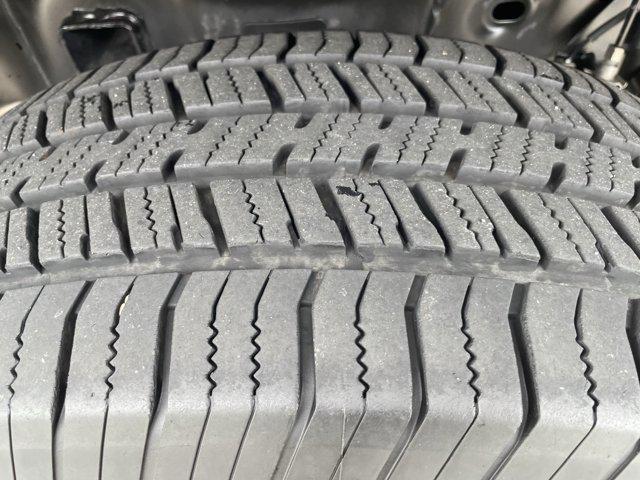 used 2023 Jeep Gladiator car, priced at $26,900