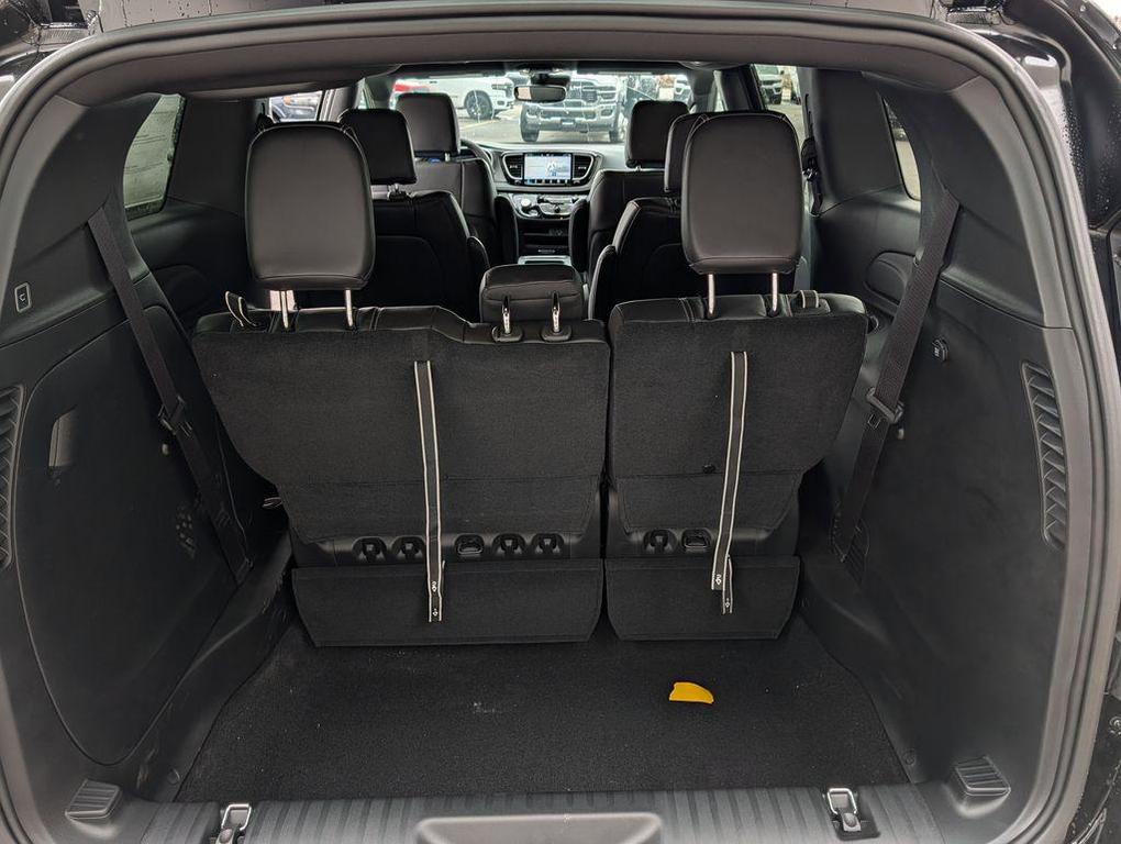new 2026 Chrysler Pacifica car, priced at $45,138