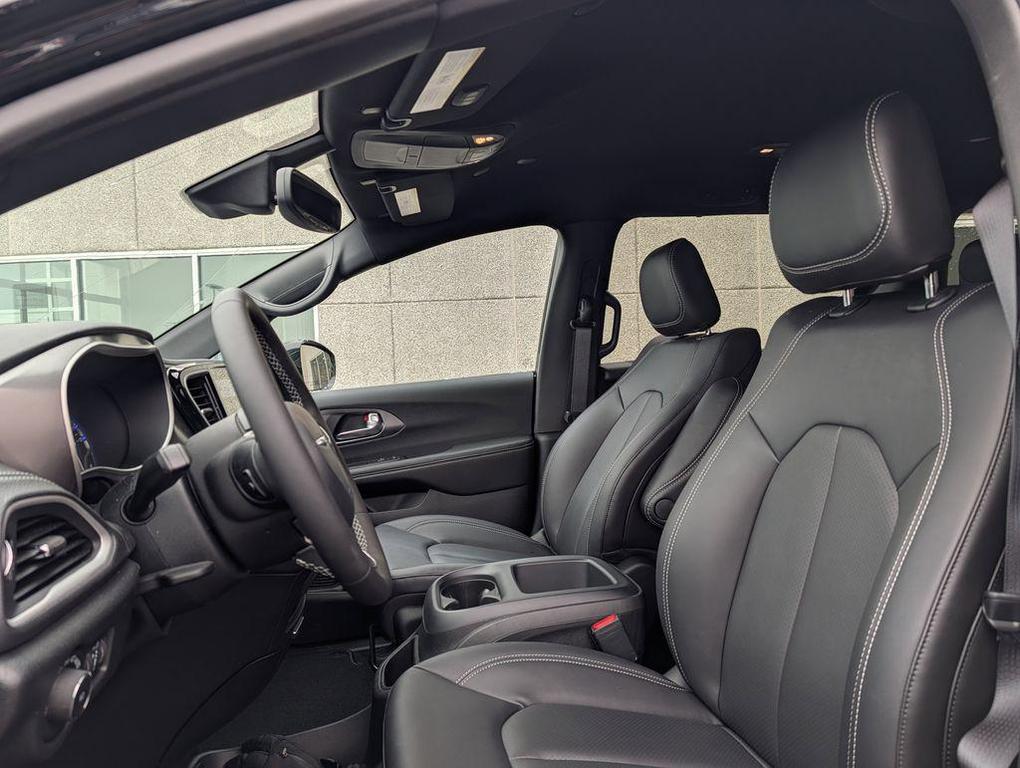 new 2026 Chrysler Pacifica car, priced at $45,138