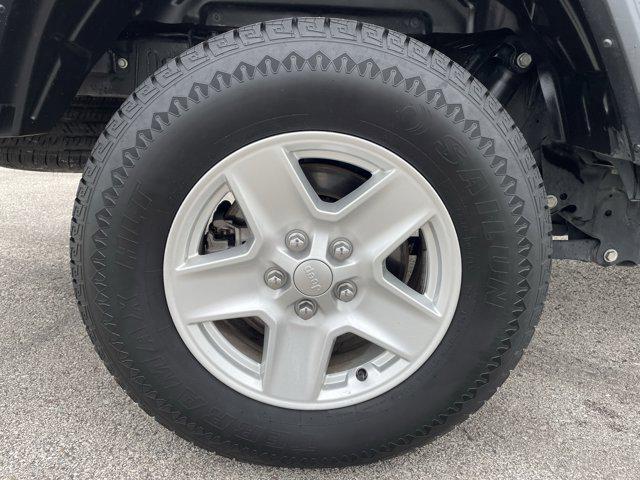 used 2023 Jeep Gladiator car, priced at $25,900