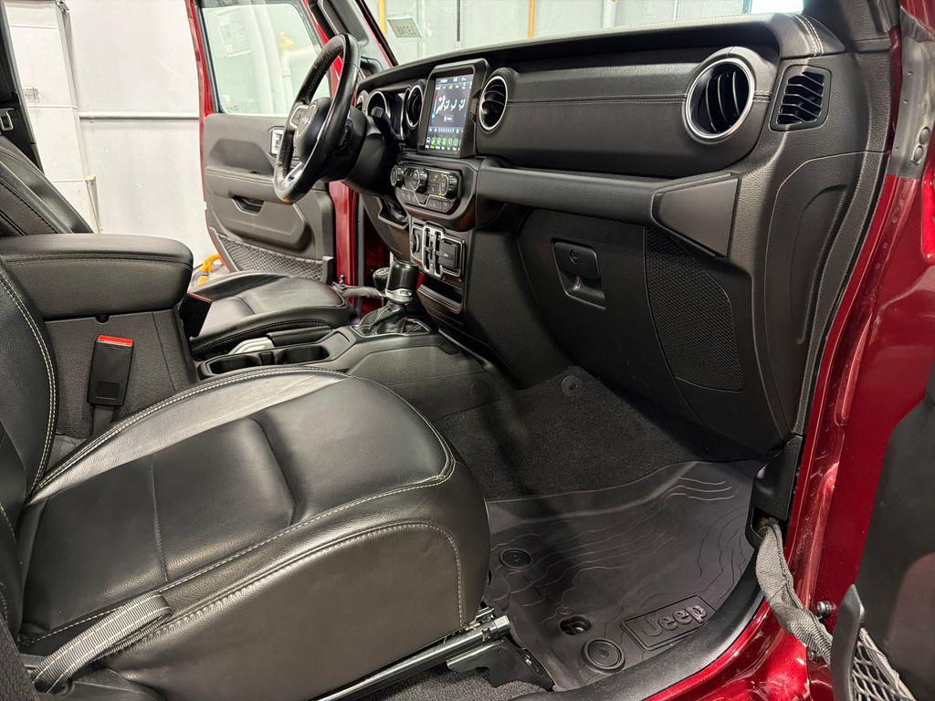 used 2022 Jeep Wrangler Unlimited car, priced at $29,000