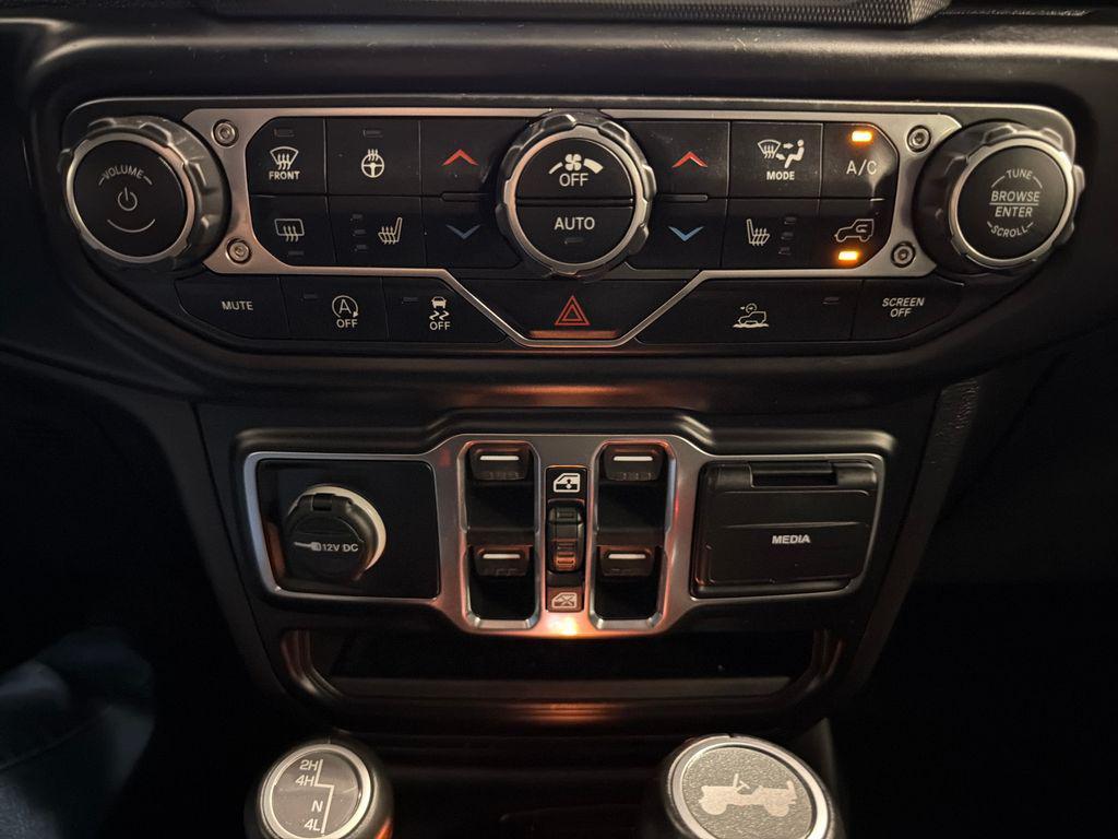 used 2022 Jeep Wrangler Unlimited car, priced at $29,000