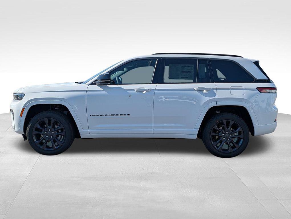 new 2026 Jeep Grand Cherokee car, priced at $47,792