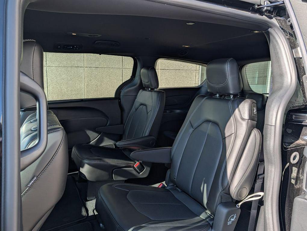 new 2026 Chrysler Pacifica car, priced at $45,138