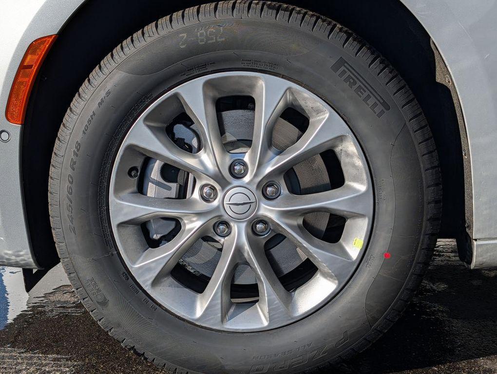 new 2026 Chrysler Pacifica car, priced at $46,072