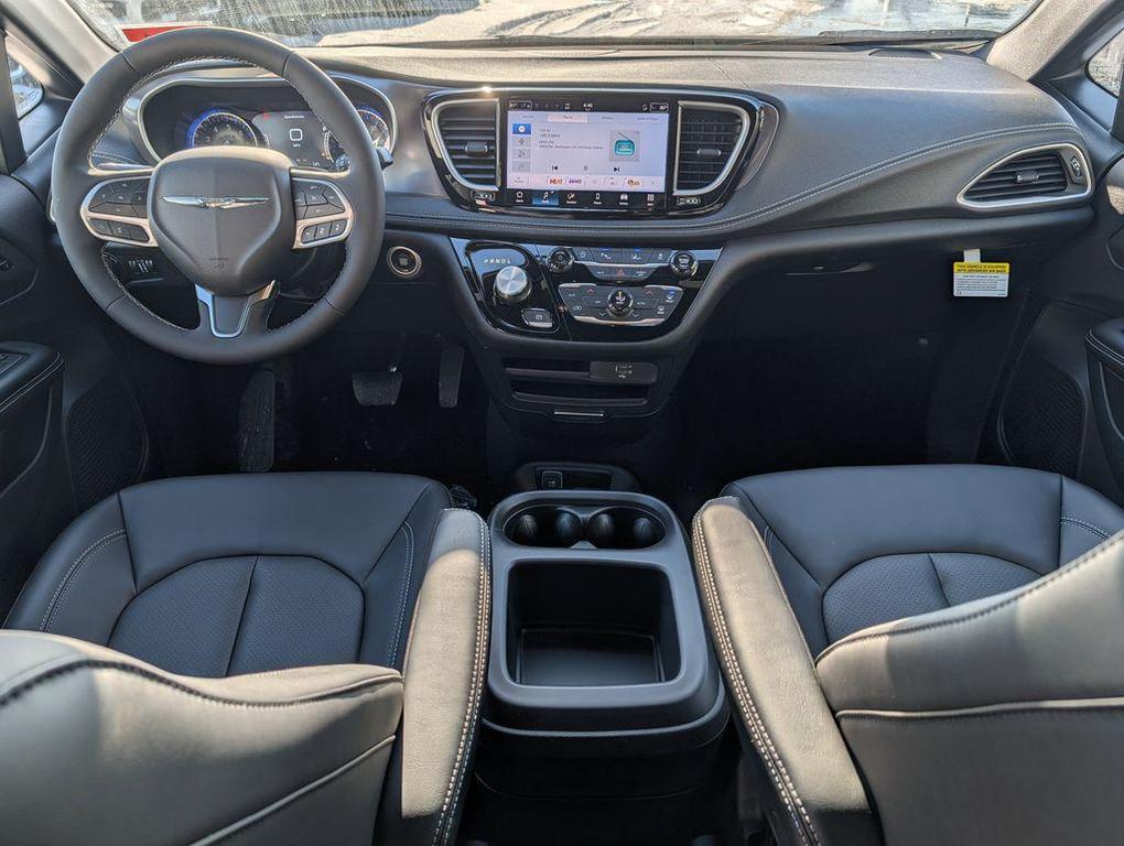 new 2026 Chrysler Pacifica car, priced at $45,586