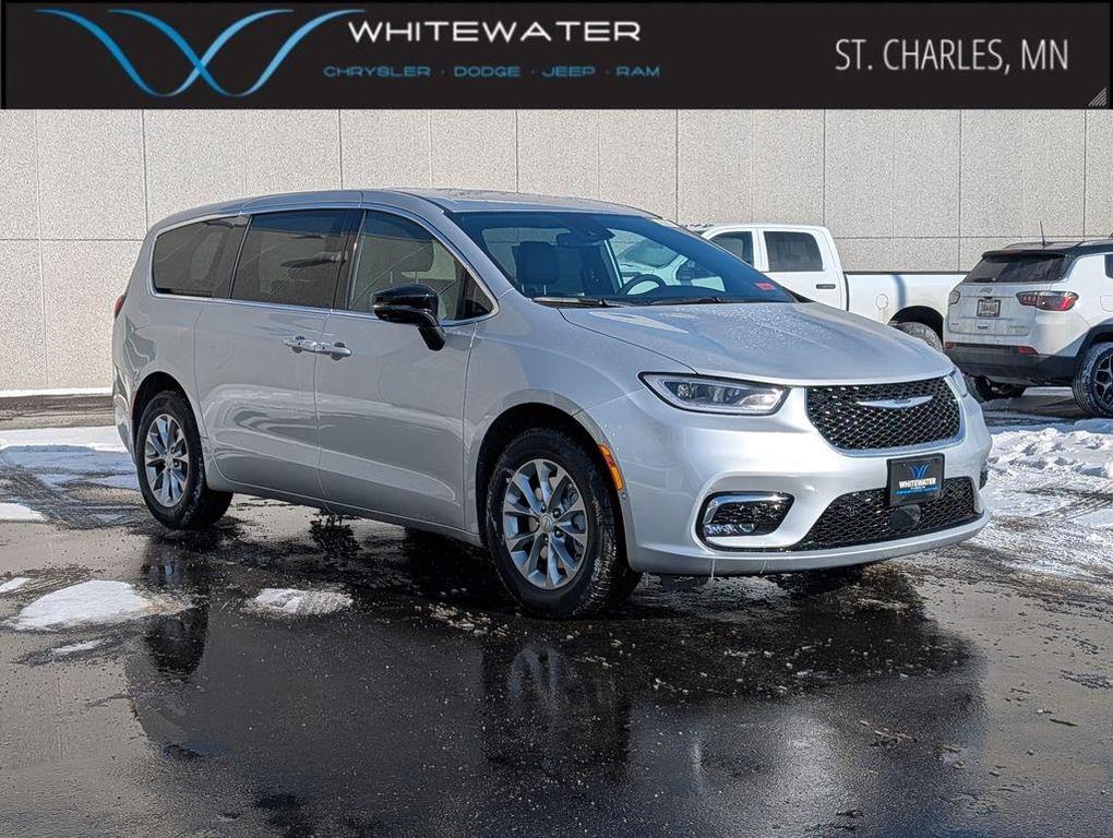 new 2026 Chrysler Pacifica car, priced at $45,586
