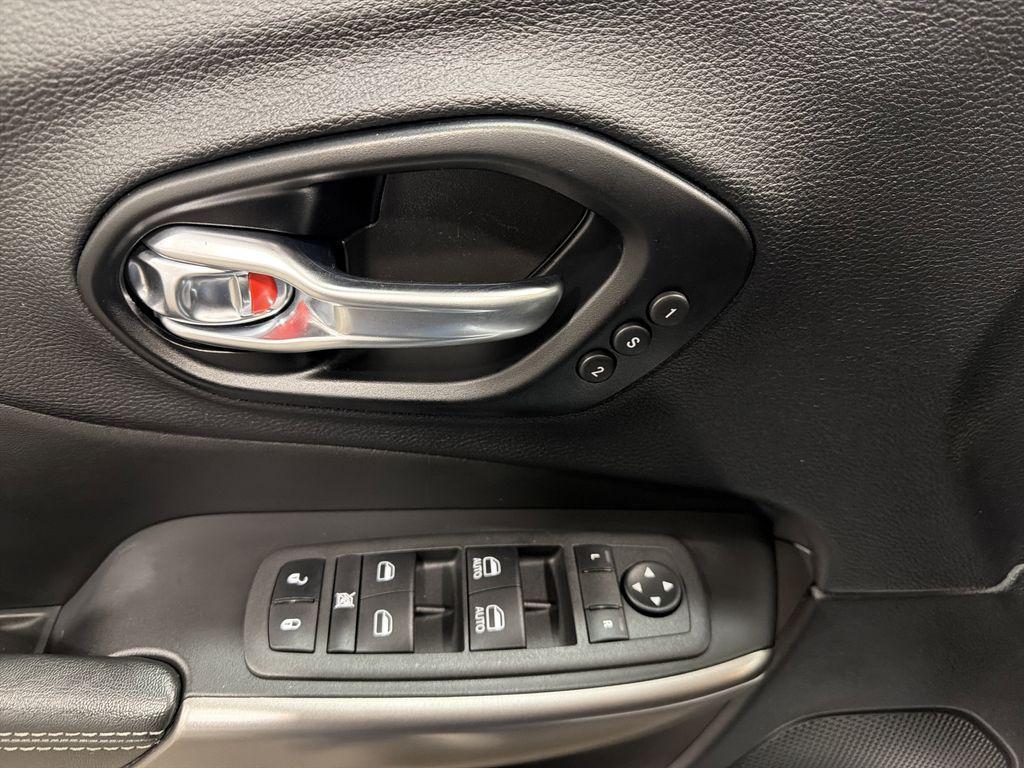 used 2022 Jeep Cherokee car, priced at $21,000