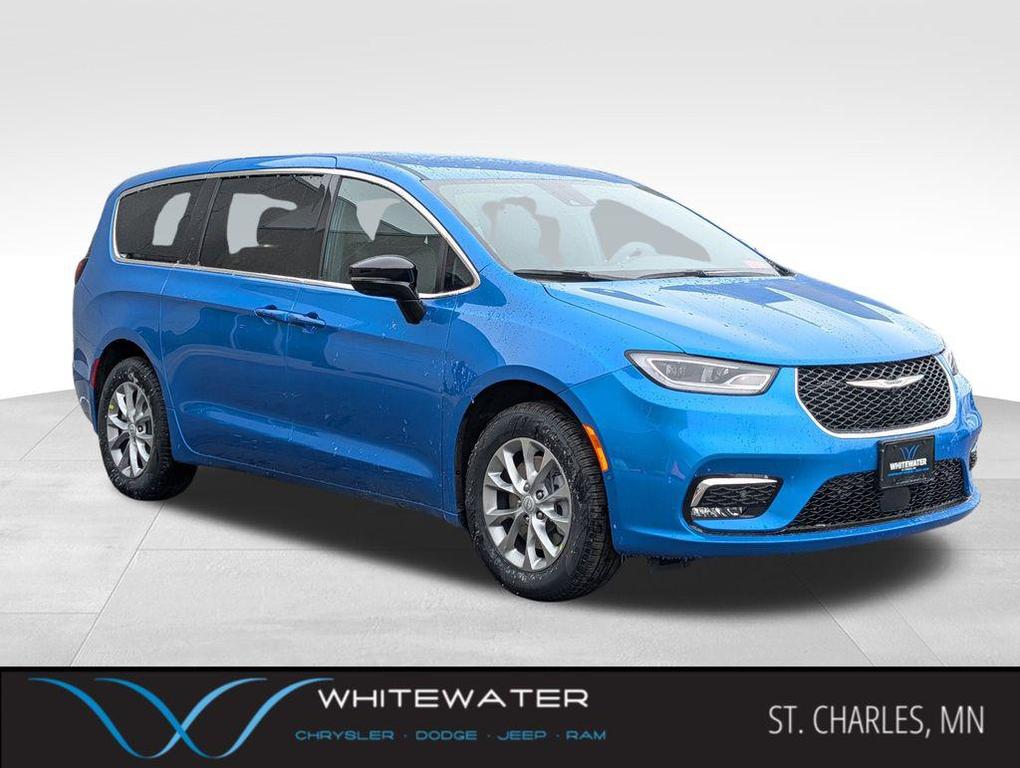 new 2026 Chrysler Pacifica car, priced at $45,584