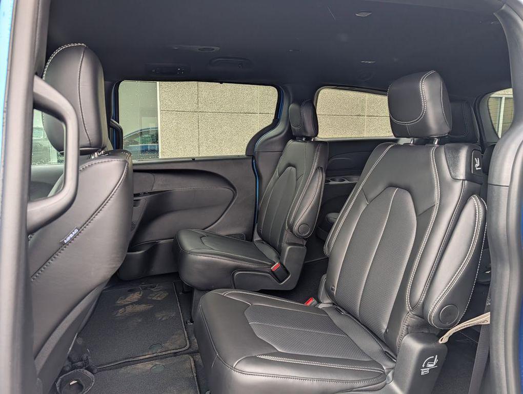 new 2026 Chrysler Pacifica car, priced at $45,584