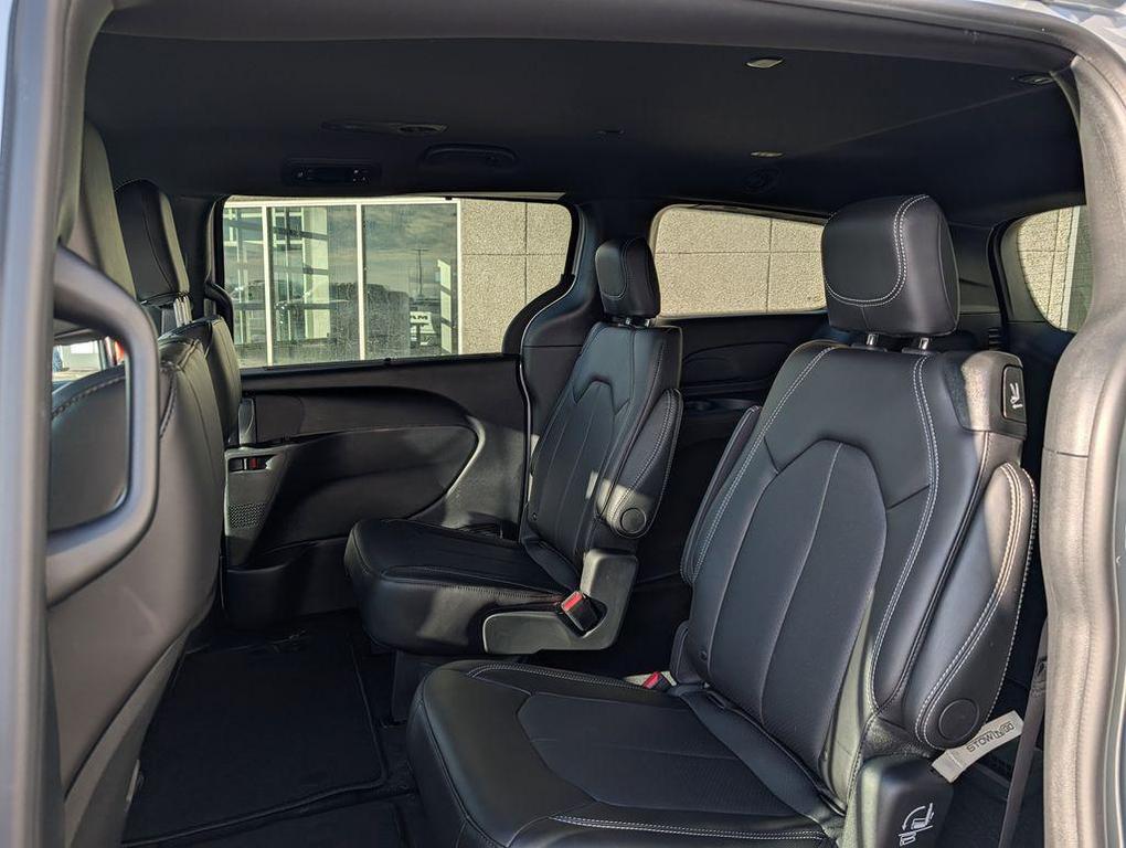 new 2026 Chrysler Pacifica car, priced at $41,250
