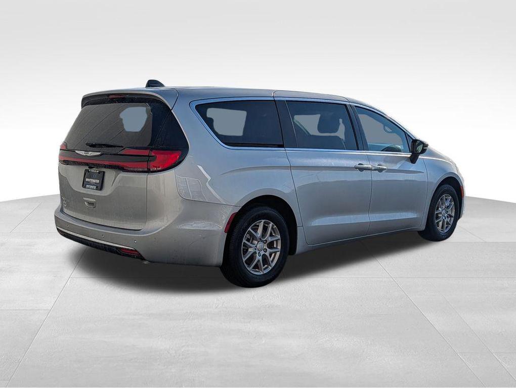 new 2026 Chrysler Pacifica car, priced at $41,250