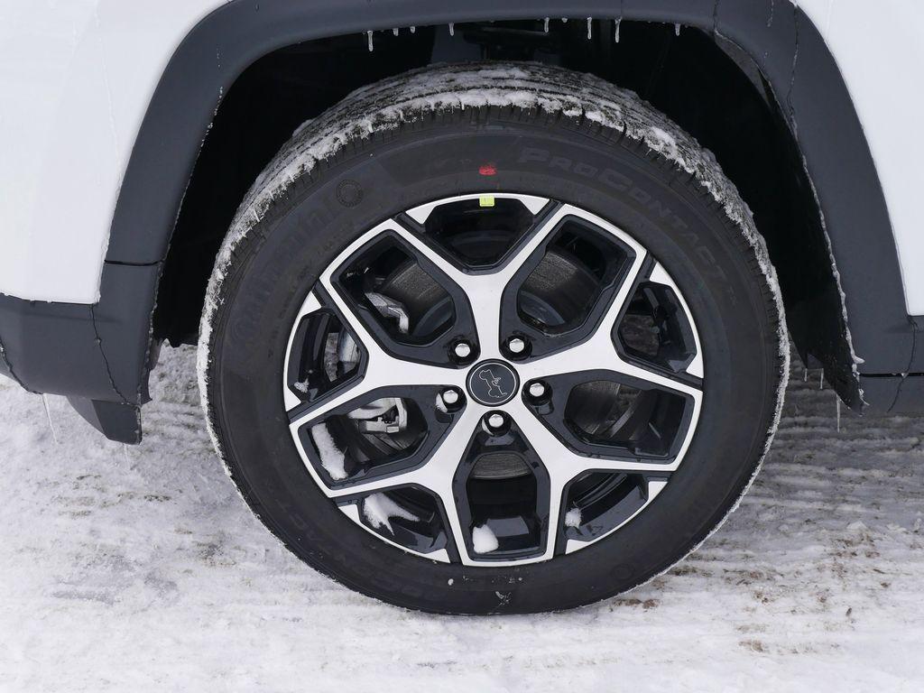 new 2026 Jeep Compass car, priced at $30,350