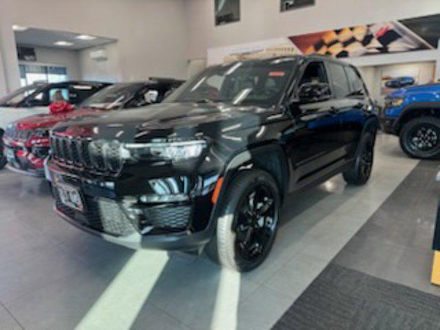 new 2025 Jeep Grand Cherokee car, priced at $51,038
