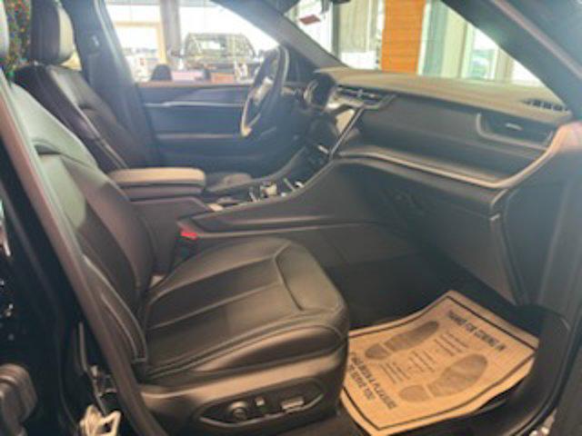 new 2025 Jeep Grand Cherokee car, priced at $51,038