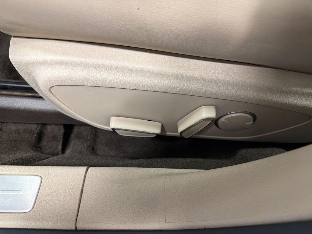 used 2019 Lincoln MKZ car, priced at $15,500