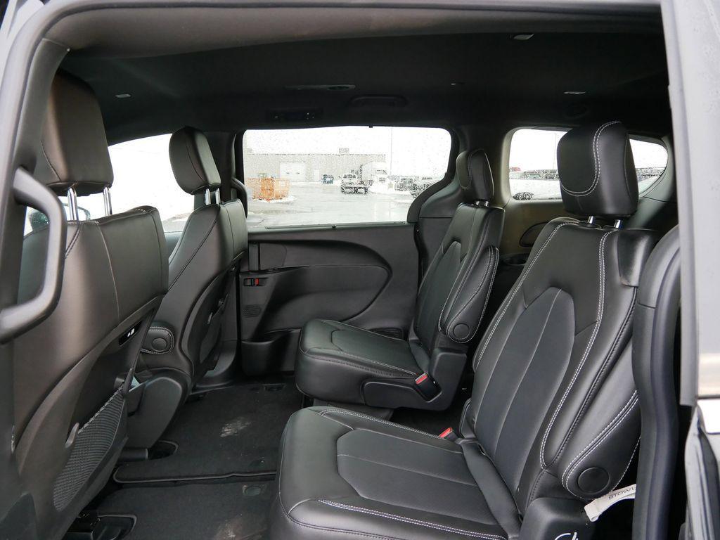 new 2026 Chrysler Pacifica car, priced at $41,377
