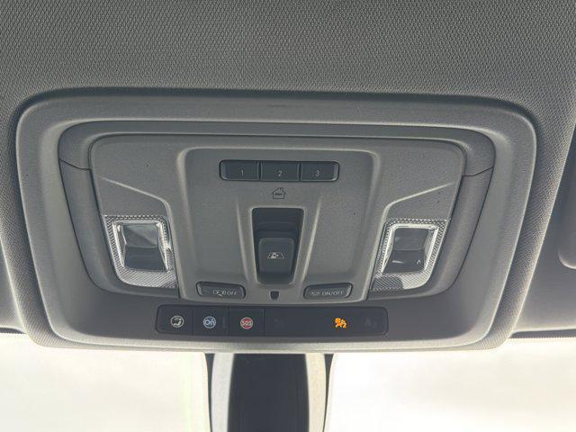 used 2021 Chevrolet Silverado 1500 car, priced at $27,700
