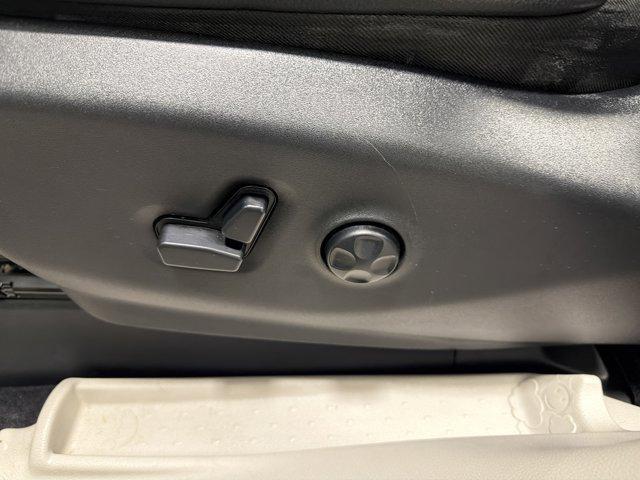 used 2020 Chrysler Pacifica car, priced at $16,300