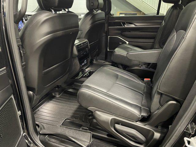 used 2023 Jeep Wagoneer car, priced at $49,900