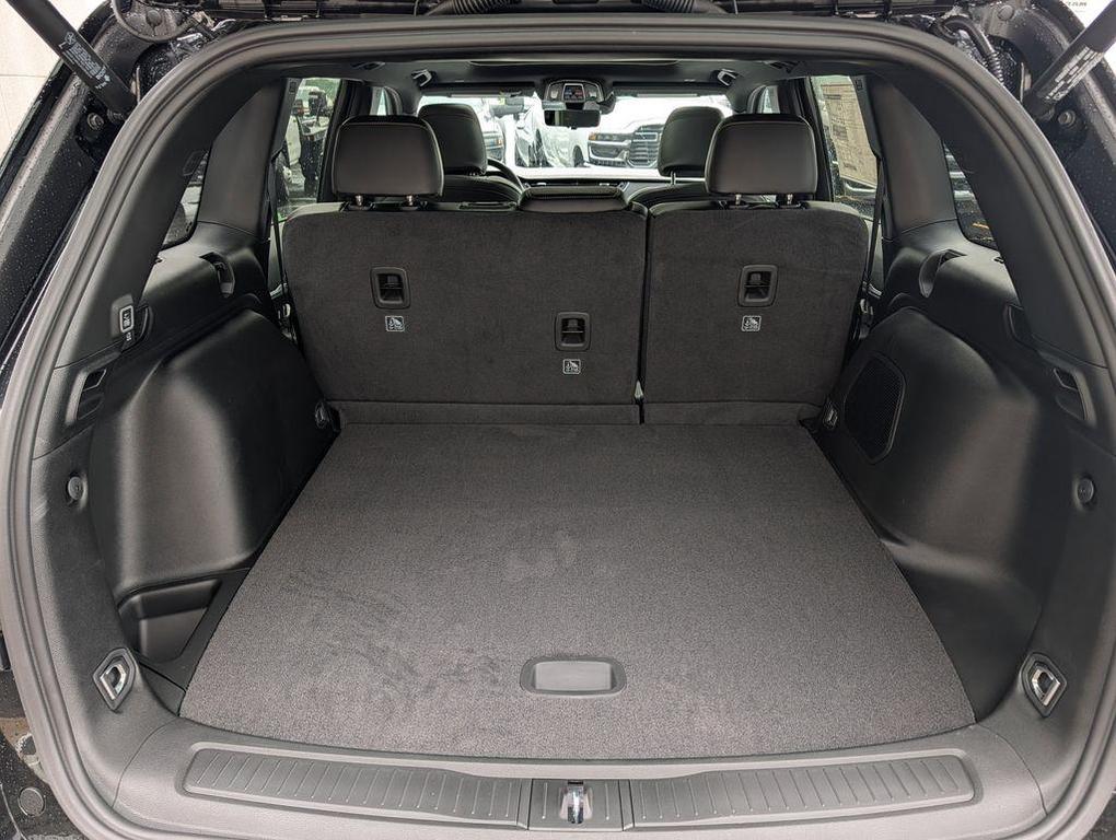 new 2026 Jeep Grand Cherokee car, priced at $46,416