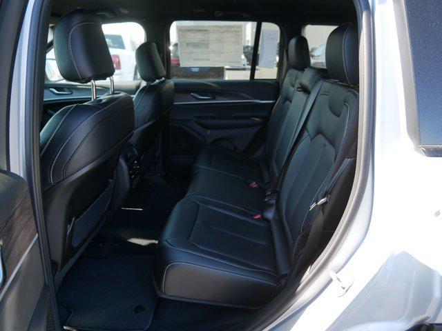 new 2025 Jeep Grand Cherokee car, priced at $42,854