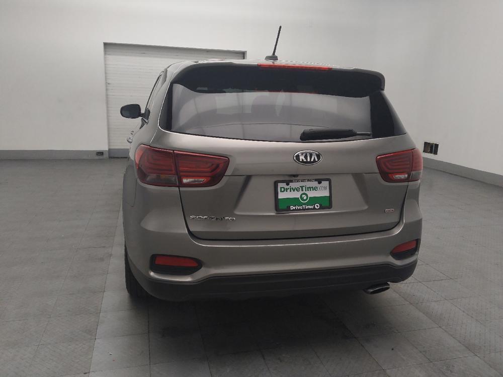used 2019 Kia Sorento car, priced at $18,295