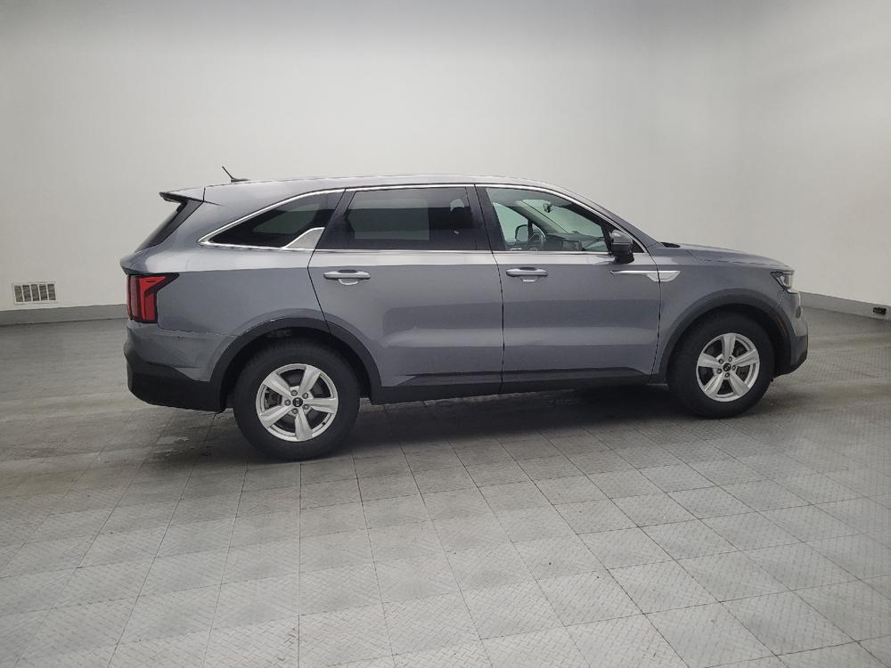 used 2021 Kia Sorento car, priced at $17,795