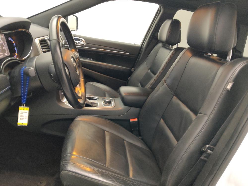 used 2018 Jeep Grand Cherokee car, priced at $19,295
