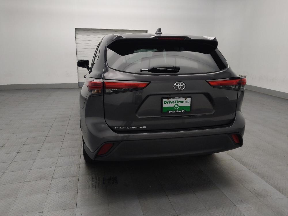 used 2020 Toyota Highlander car, priced at $22,895