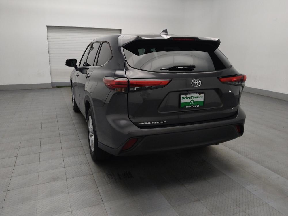 used 2020 Toyota Highlander car, priced at $22,895