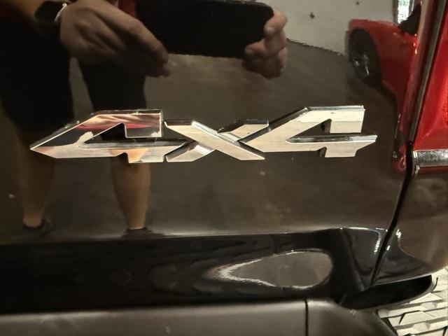 used 2021 Ram 1500 car, priced at $28,000