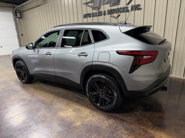 used 2024 Chevrolet Trax car, priced at $22,900