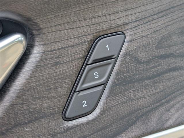 new 2026 Jeep Cherokee car, priced at $46,810