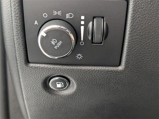 used 2020 Jeep Grand Cherokee car, priced at $21,737