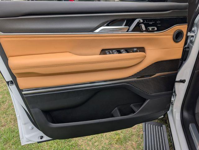 new 2026 Jeep Grand Wagoneer car, priced at $99,519