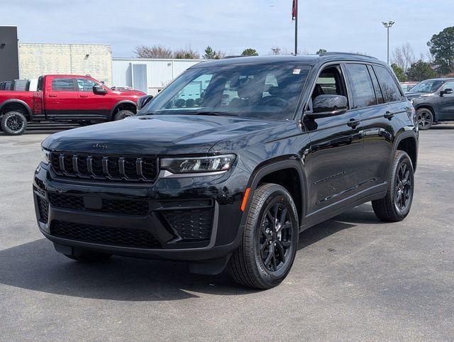 new 2026 Jeep Grand Cherokee car, priced at $41,048