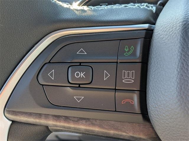 new 2025 Jeep Grand Cherokee car, priced at $47,666