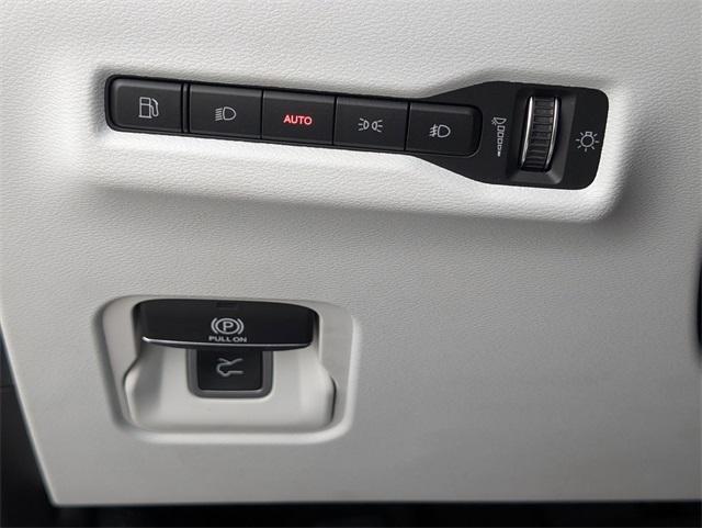 new 2026 Jeep Cherokee car, priced at $45,796