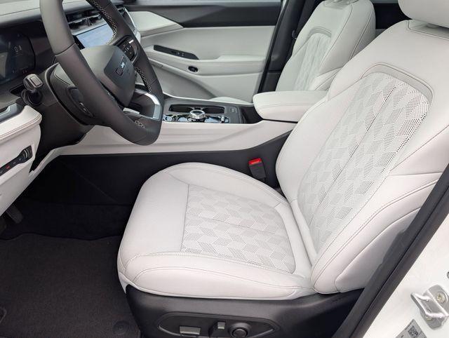 new 2026 Jeep Cherokee car, priced at $42,546