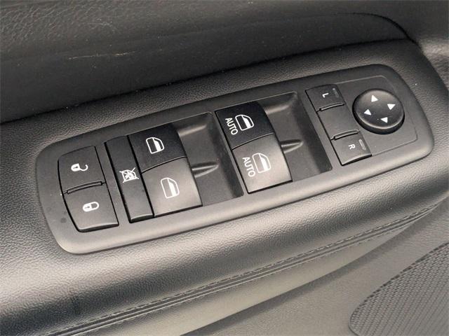 used 2018 Jeep Grand Cherokee car, priced at $17,229