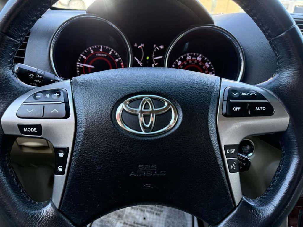 used 2013 Toyota Highlander car, priced at $13,990