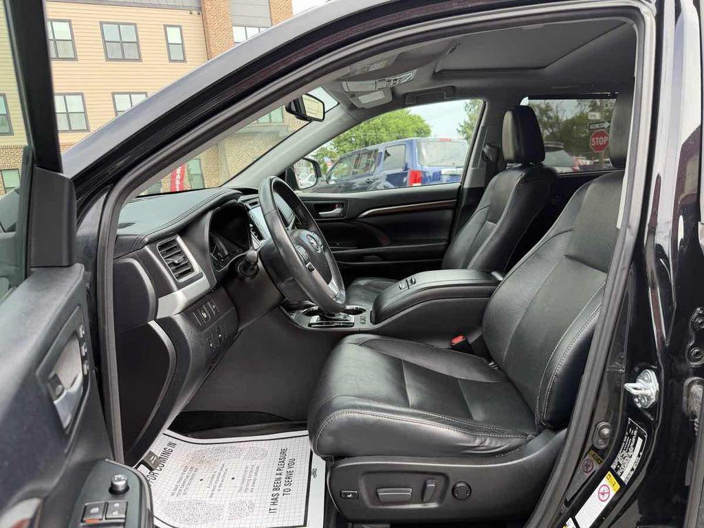 used 2016 Toyota Highlander car, priced at $19,789