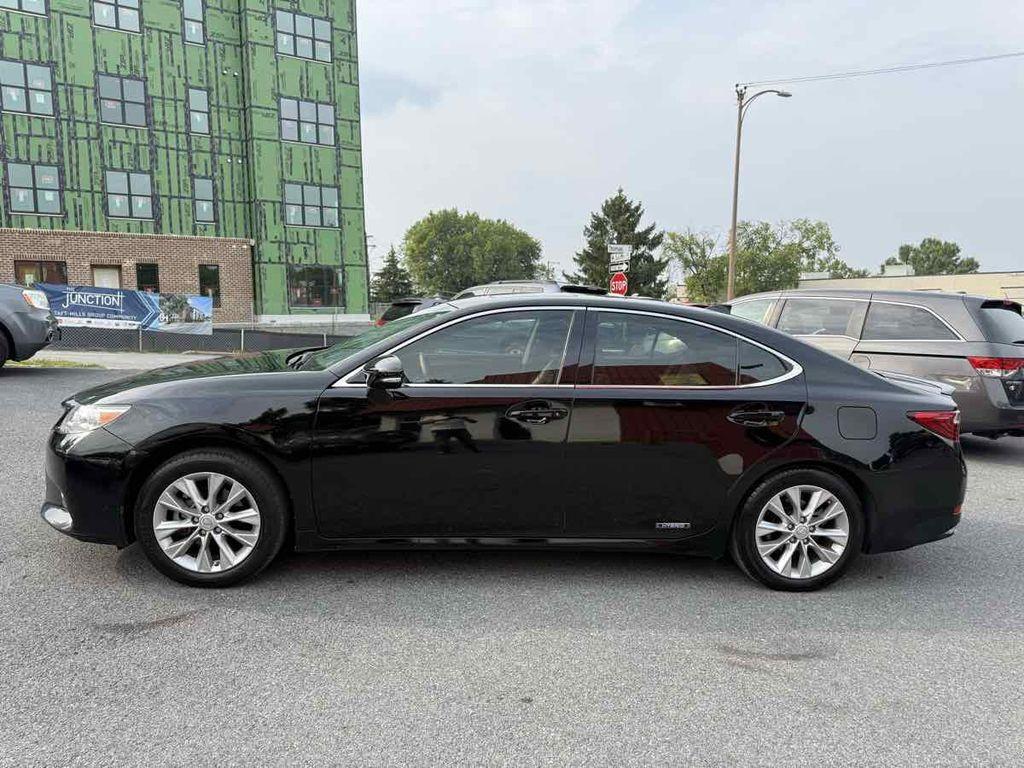 used 2015 Lexus ES 300h car, priced at $13,490