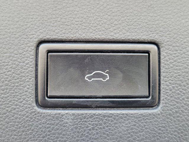 used 2019 Volkswagen Atlas car, priced at $20,308